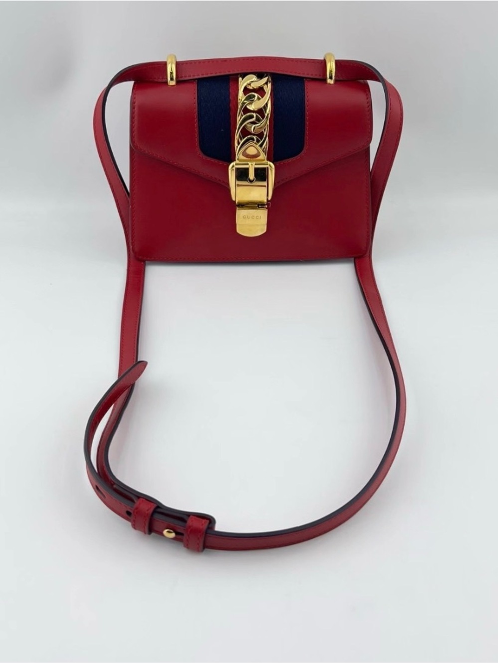 Gucci Red Leather Crossbody with Gold Chain-Accent and Navy Panel